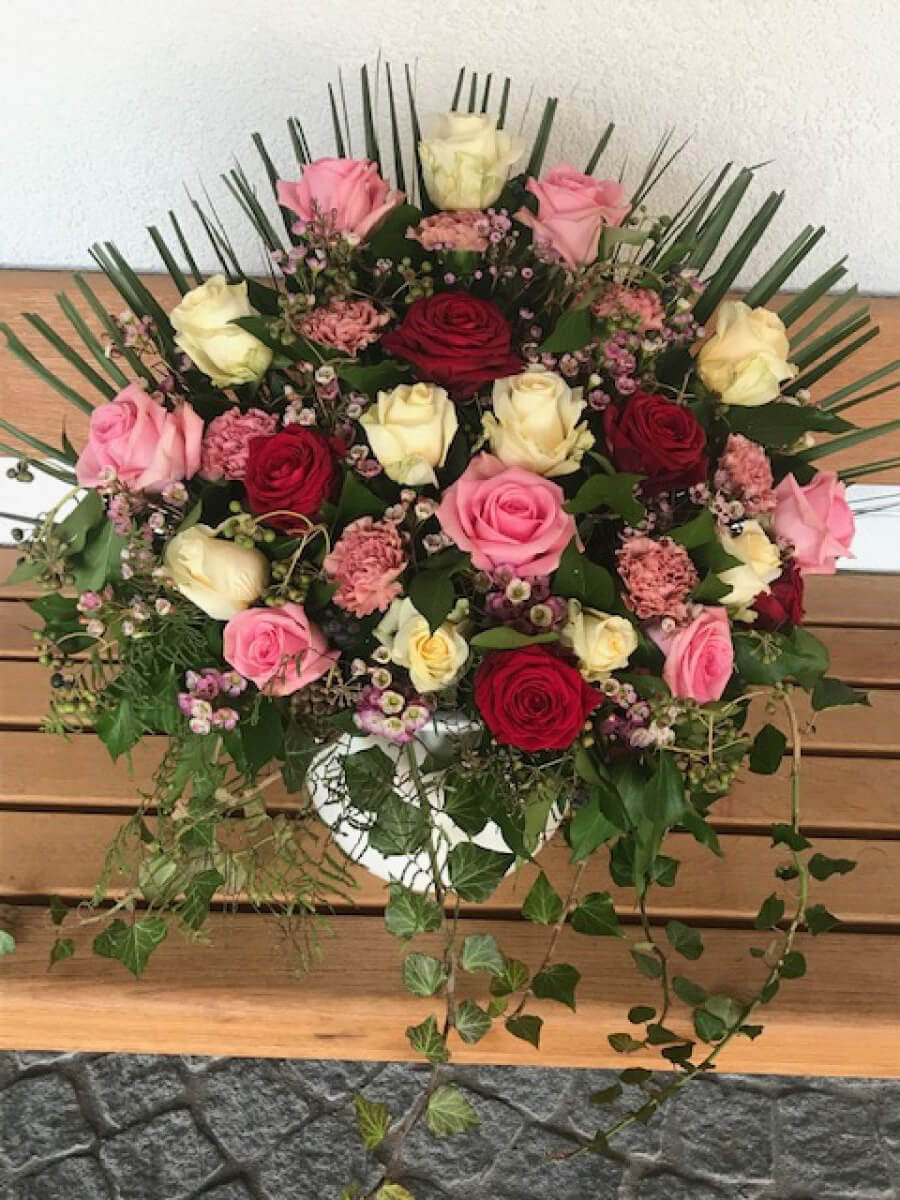 Gärtnerei Egli, Topfpflanzen, Schnittblumen, Unterhalt, Überwinterung Strauss